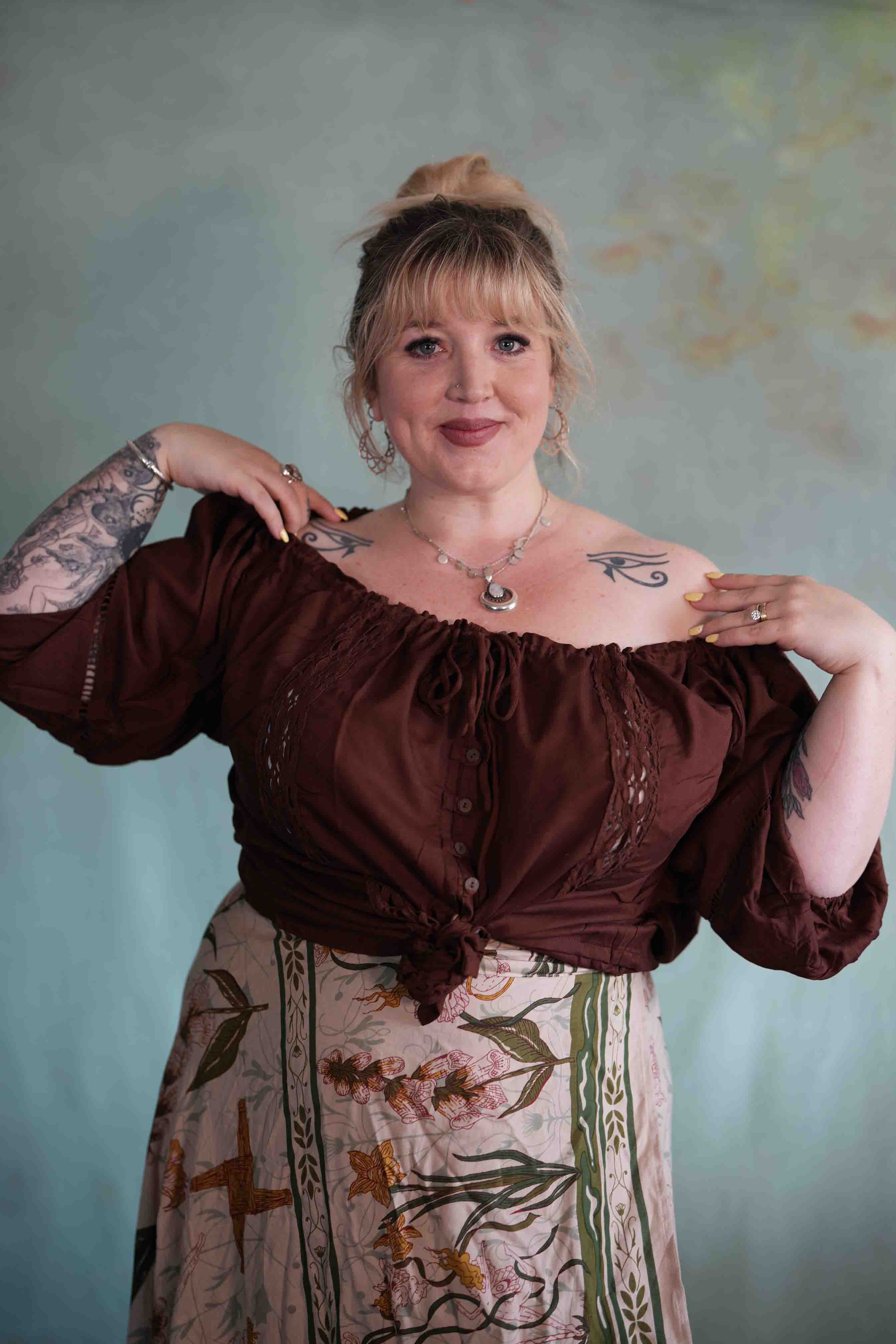 Maiden Blouse in Brown