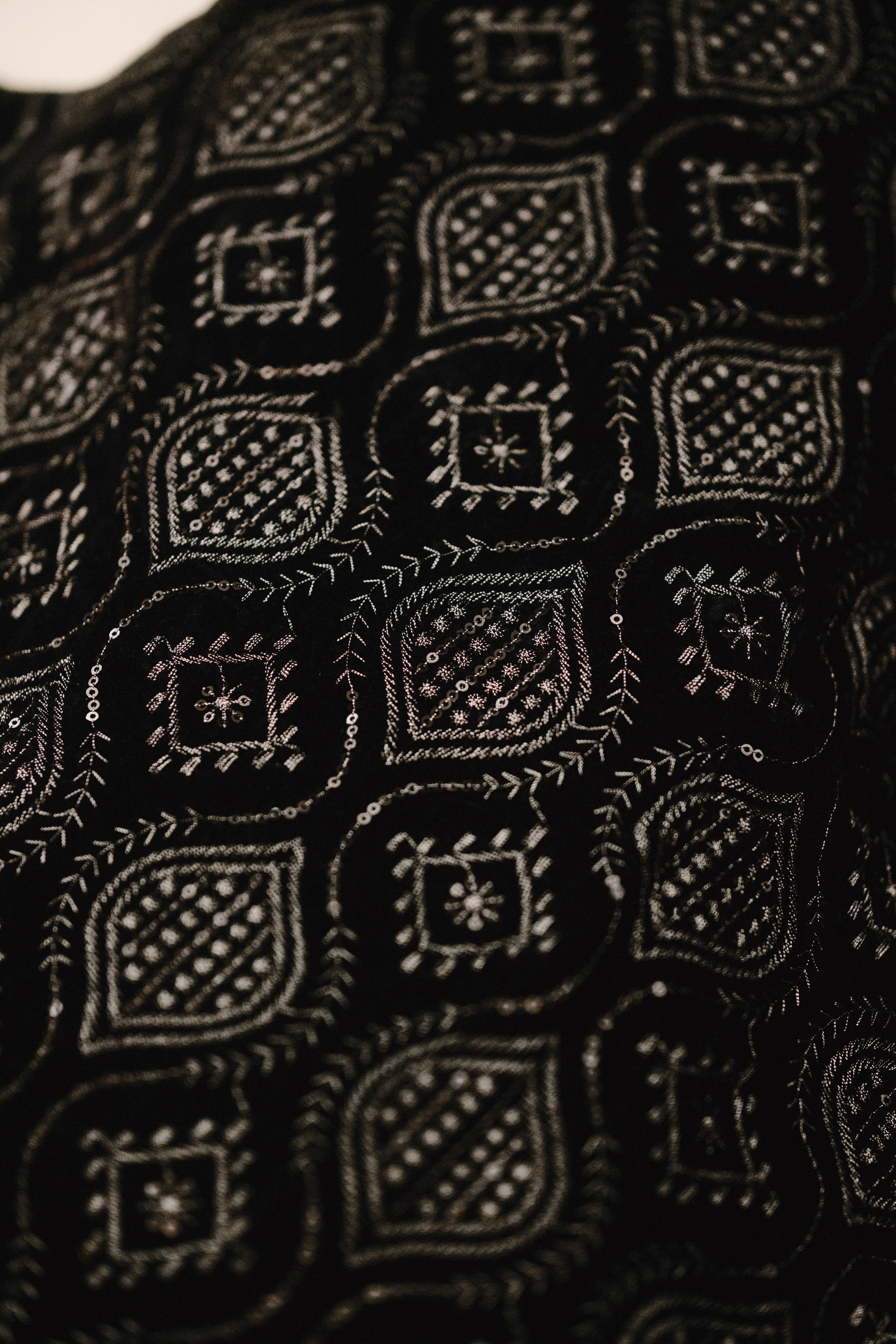 Dark Crystal Jacket in Paisley