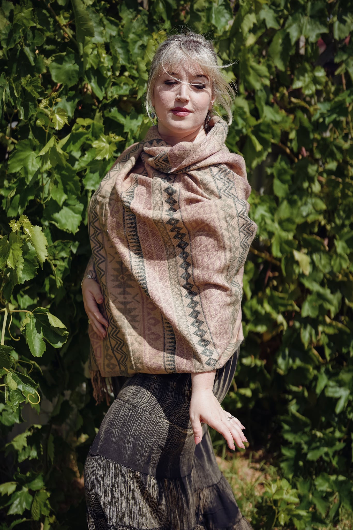Dusty Rose Pashmina Print Details
